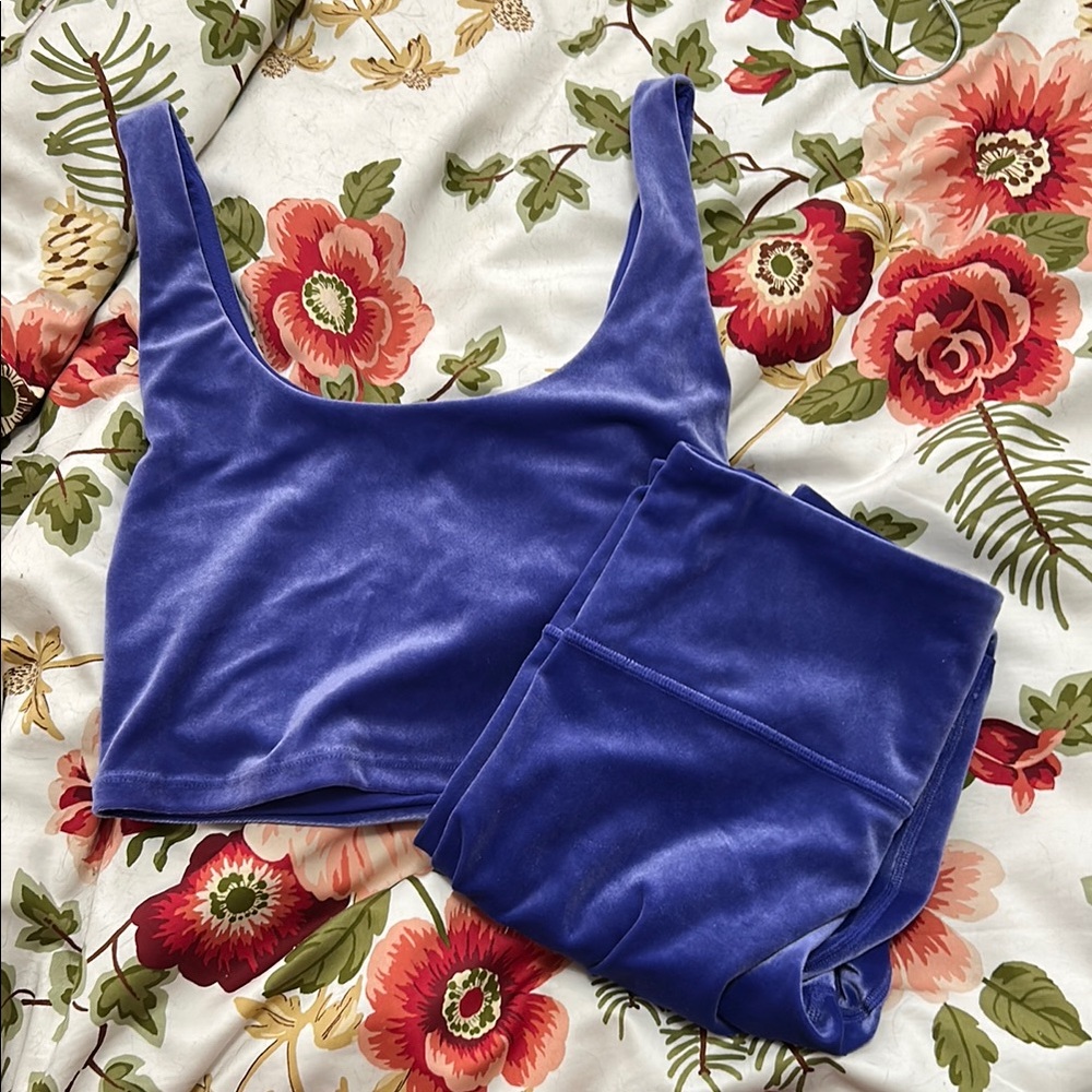 Athleta purple workout set